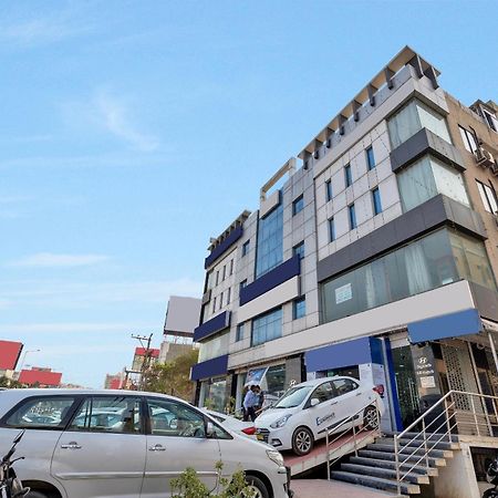 Hotel Rudra Grand Near Kondapur X Road Exterior photo